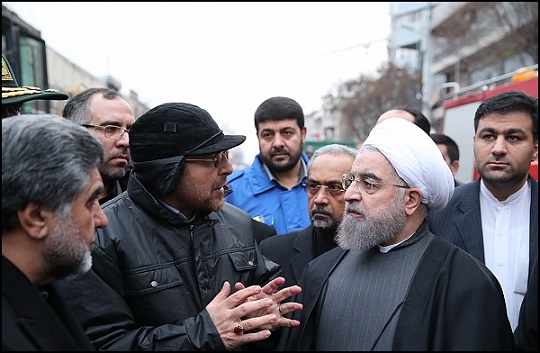 رئیس‌جمهور در محل حادثه پلاسکو حضور یافت