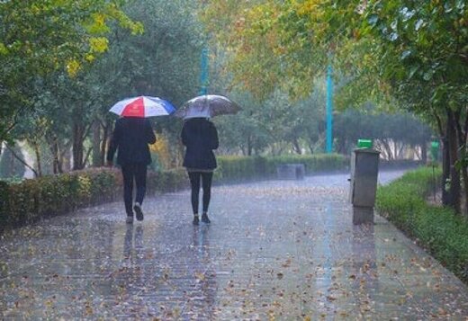 بارش باران در نواحی مرکزی کشور
