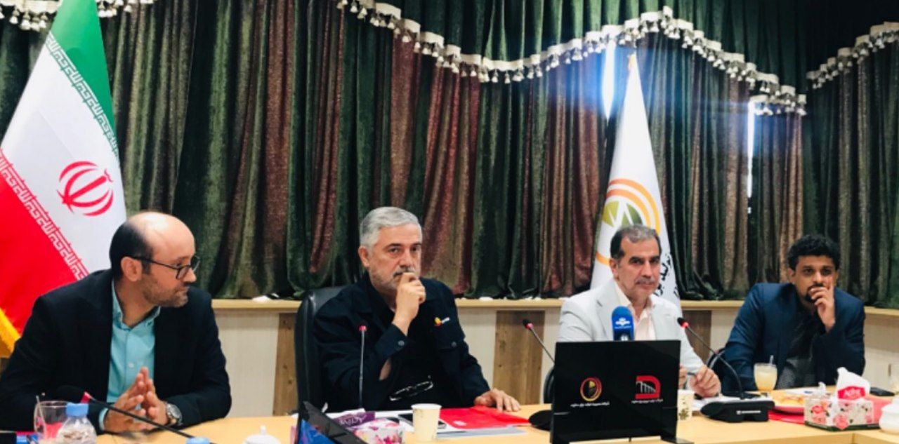 وزارت نیرو باید نگاه خود را نسبت به صادرات برق تغییر دهد