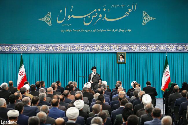 دیدار نمایندگان مجلس شورای اسلامی با رهبر معظم انقلاب